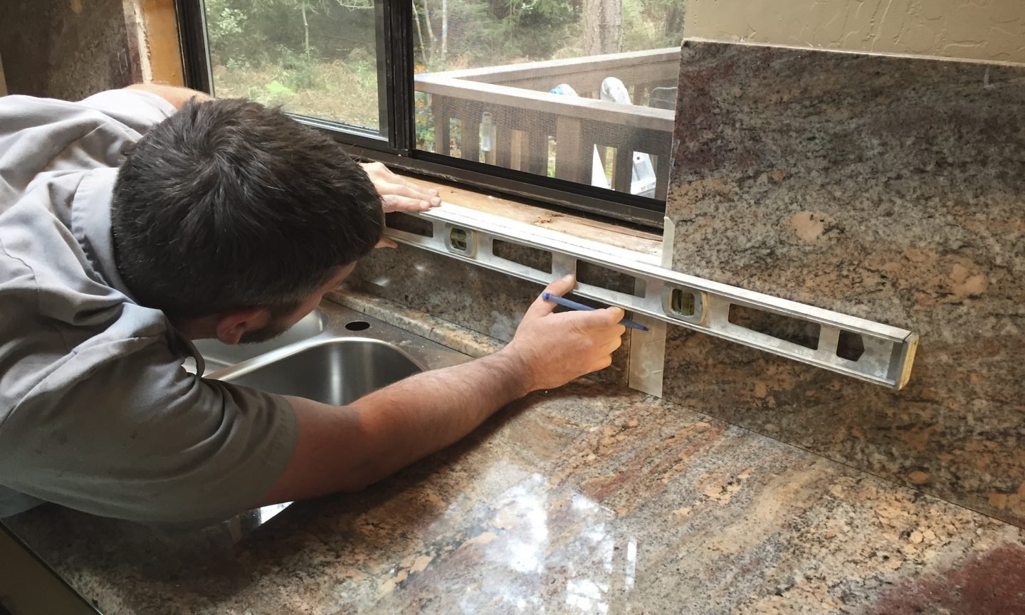 Common Issues with Countertop Installation, Cabinetry, and Shower Walls in Washington State